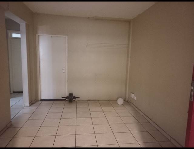 2 BEDROOM FLAT FOR SALE IN DURBAN CENTRAL